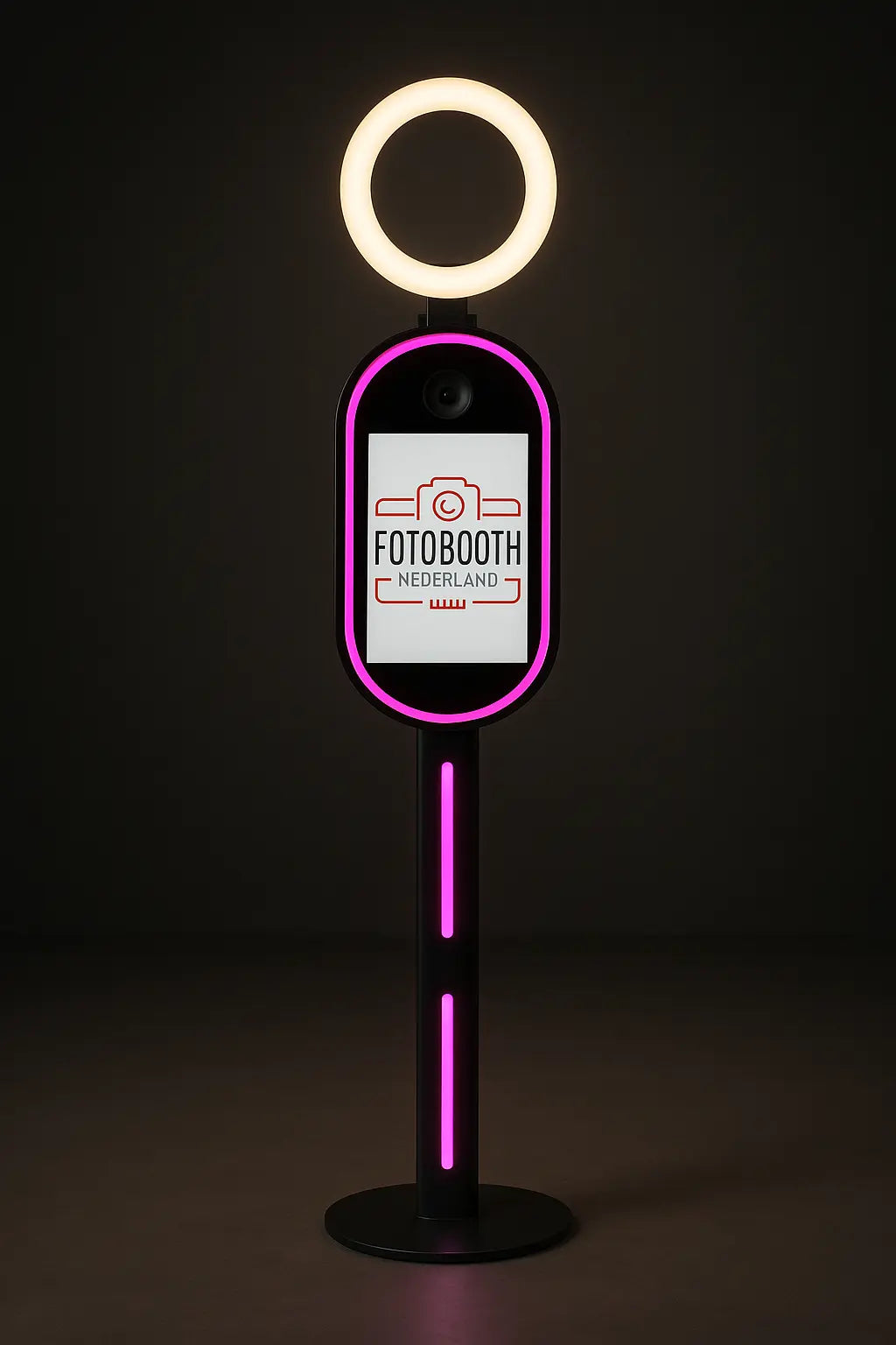 Compacte spiegel fotobooth op paal vooraanzicht